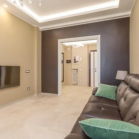 Apartment Cornelia Near Metro A *