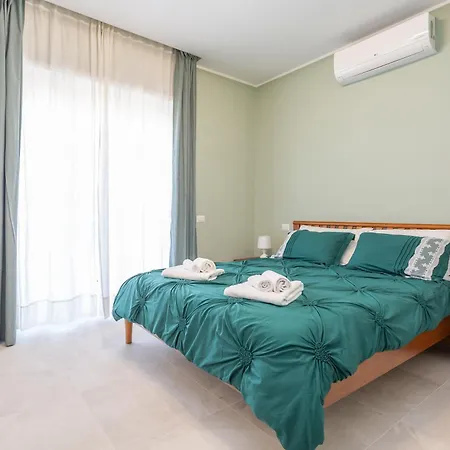 Apartment Cornelia Near Metro A